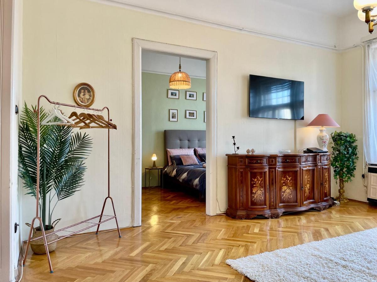 Jolan Suite Budapest Exterior foto